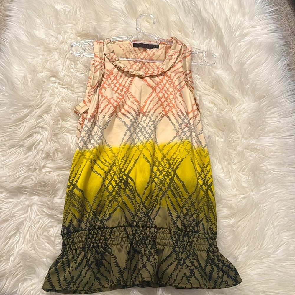 Women’s XS Limited top, very cute and in new condition